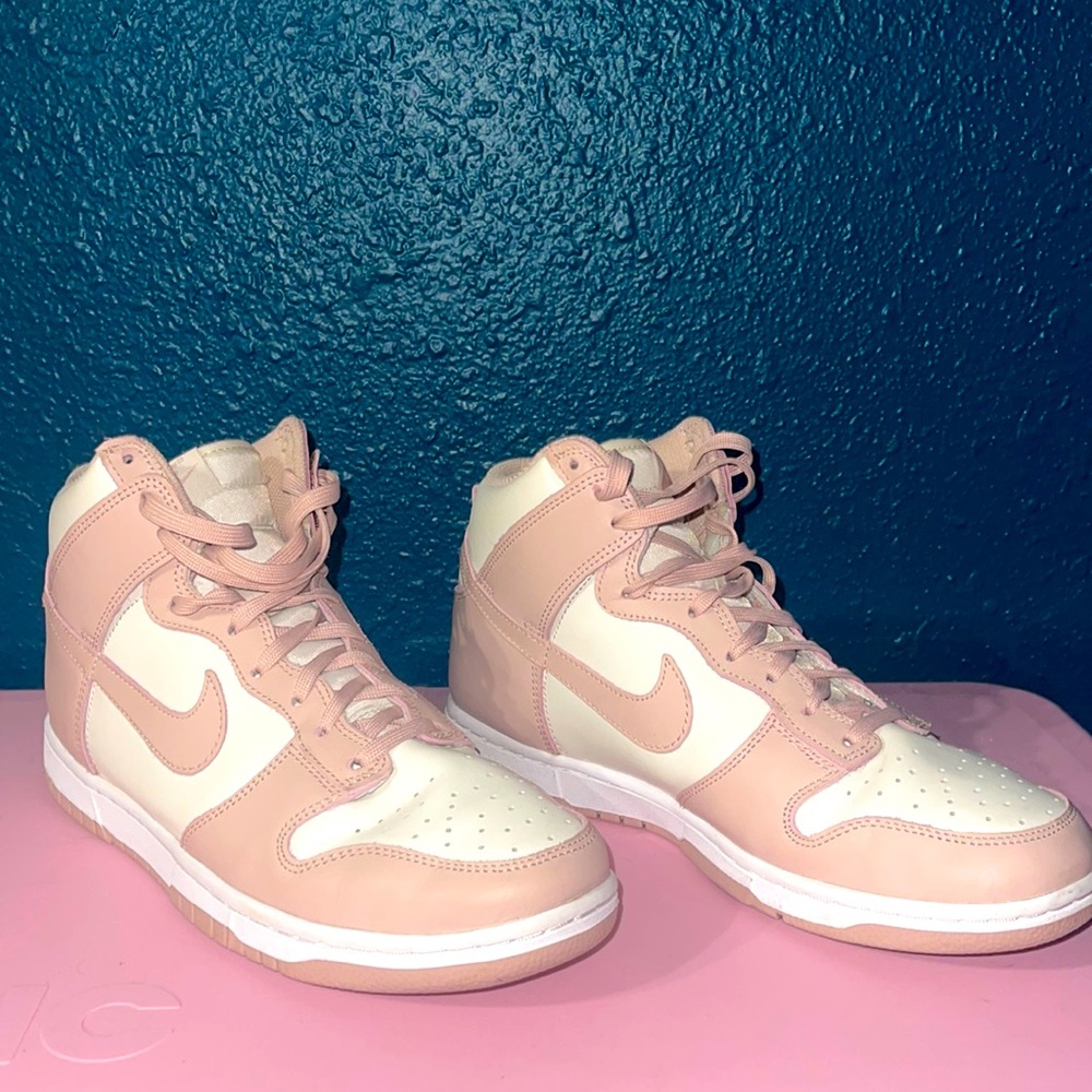 Nike Dunks